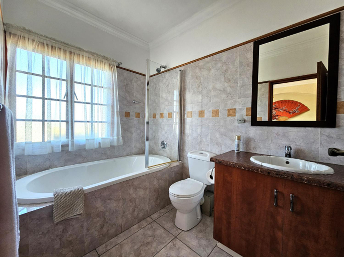 Bathroom 5, Villa Sant Andrea Boutique Luxury Villa, Ekurhuleni