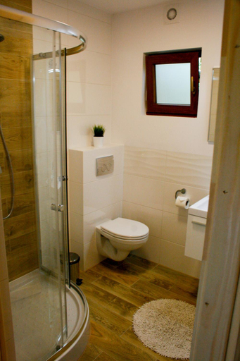Bathroom 5, Alkado Domki Jurata, Puck