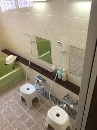 Bathroom, The Bohemians' Shelter, Hakuba
