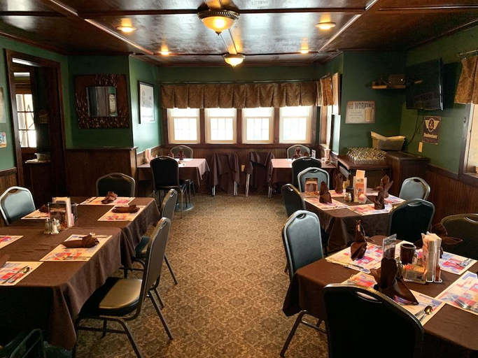 Food & Drinks 3, Fred's Inn, Chenango