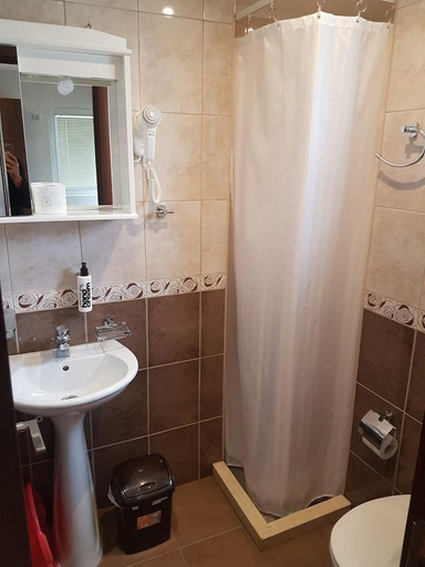 Bathroom 3, Apartments Kojic