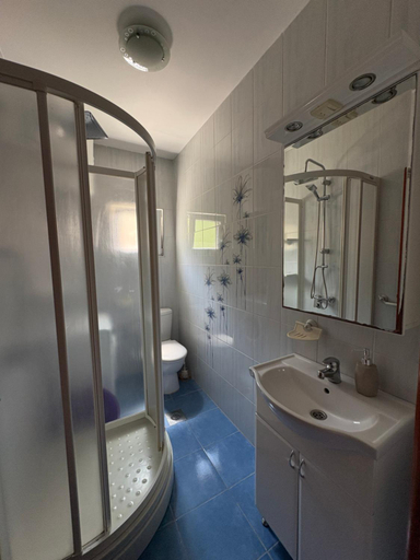 Bathroom 2, Apartments Cukovic