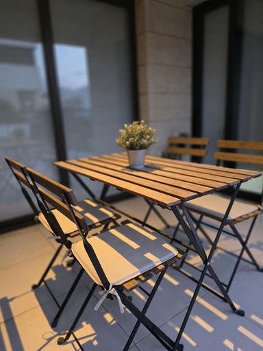 Others 5, Epicurian Residence