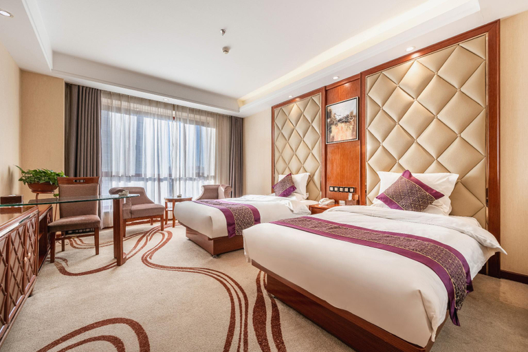 Bedroom 2, Ding He International Hotel, Zhangye