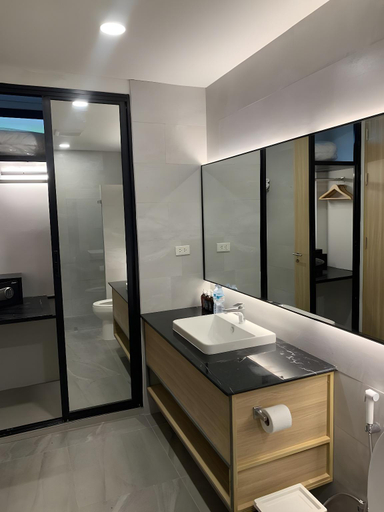 Bathroom 4, Samutra Residences, Ko Phangan