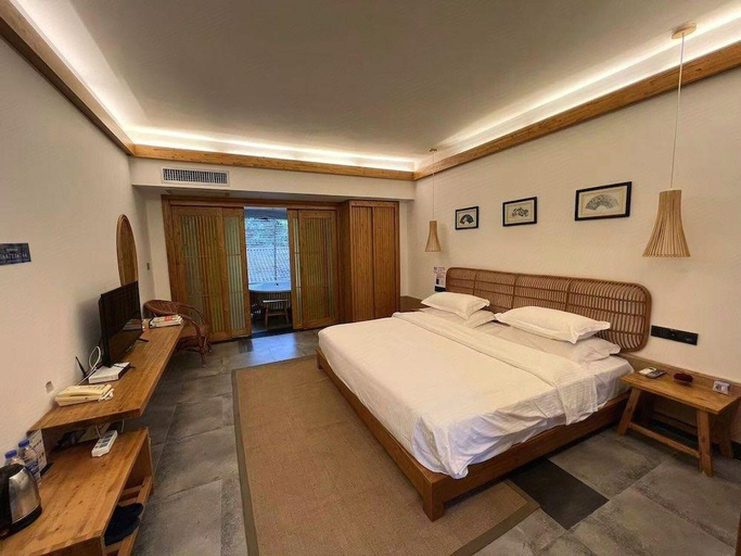 Bedroom 3, Putuoquan Hot Spring Resort, Dali Bai