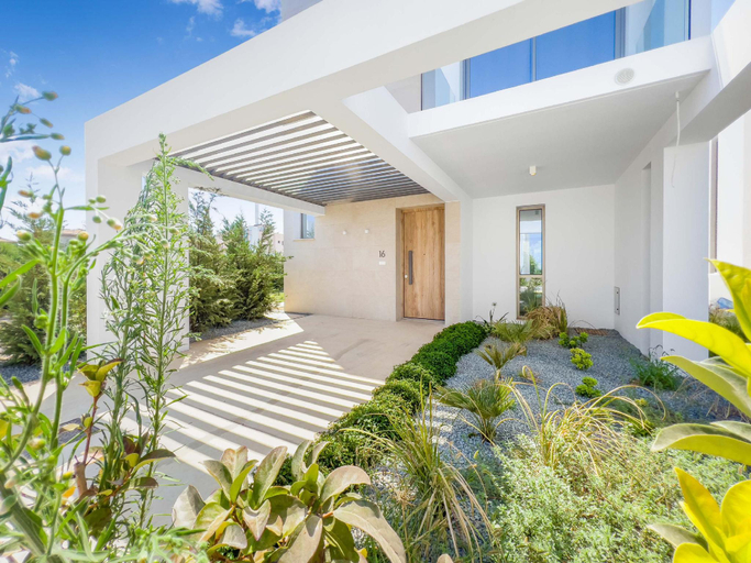 Exterior & Views 2, Azure Seaview - Garnet Villa