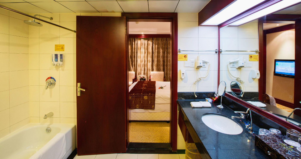 Bathroom 4, Feicheng Blossom Hotel, Tai'an
