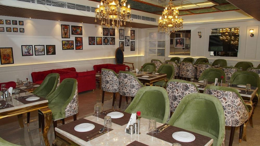 Food & Drinks 5, ND MANOR, Dehradun