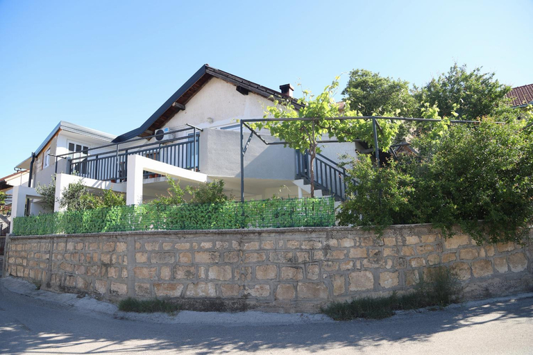 Others 3, Apartman Hadze, Herzegovina-Neretva