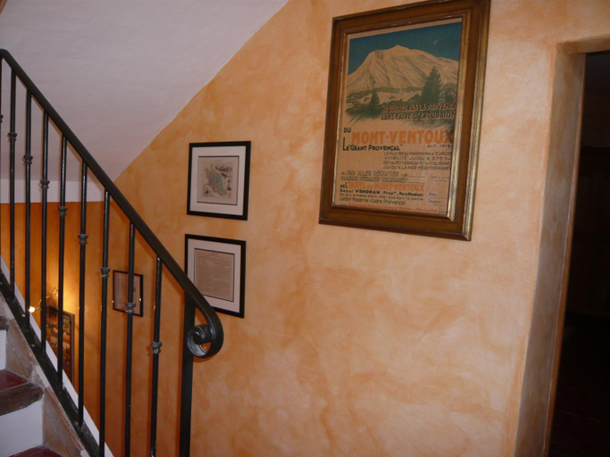 Others 4, Le Mas Saint Jacques, Vaucluse