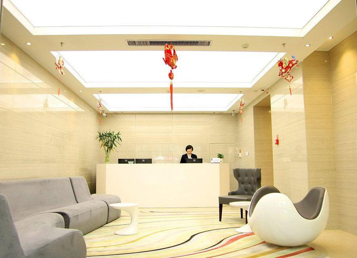 4, Zhotels (Urumqi People's Square), Ürümqi