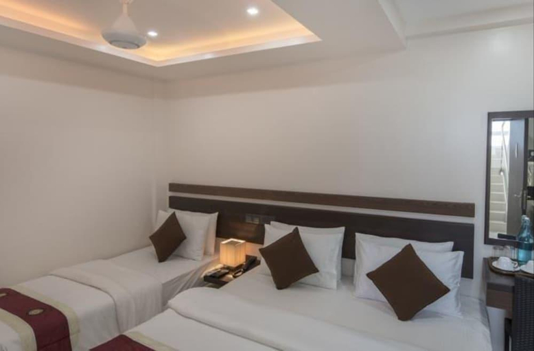 Bedroom 3, The White Harp Beach Hotel, Malé