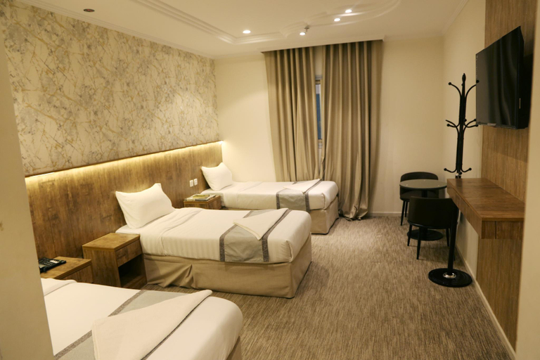 Bedroom 2, Al-Khulafa Diamond Hotel, Makkah
