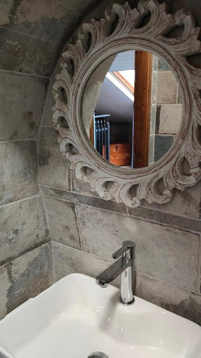 Bathroom 4, AQUILA D'ORO TRIESTE, Trieste