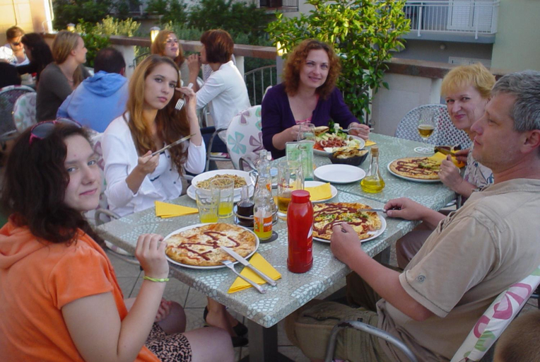 Food & Drinks 4, Apartments Europa - bed and breakfast, Starigrad