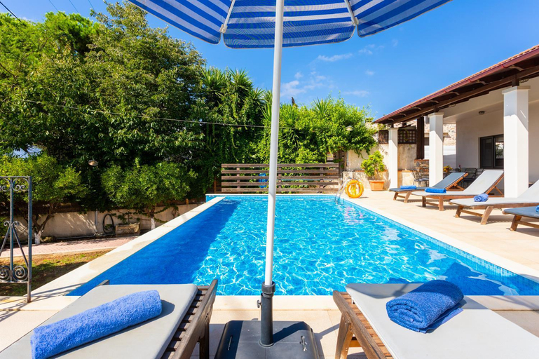Sport & Beauty 2, Villa Maro Large Private Pool AC WiFi, Crete