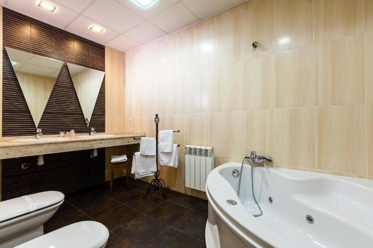Bathroom 3, Hotel Palacio del Intendente, Jaén
