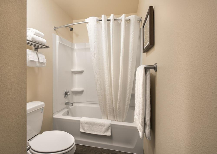 Bathroom 4, Holland America Denali Lodge, Denali