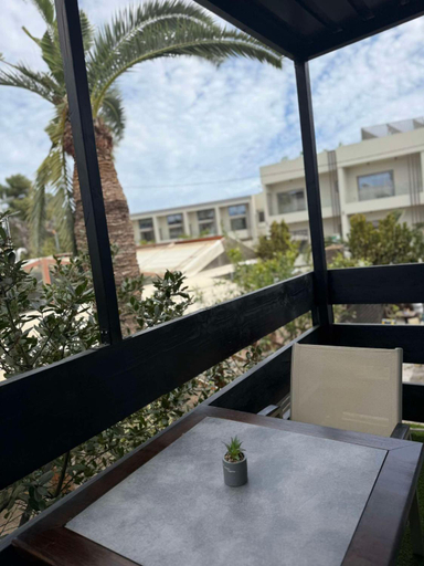 Others 5, Dom Suites, Crete