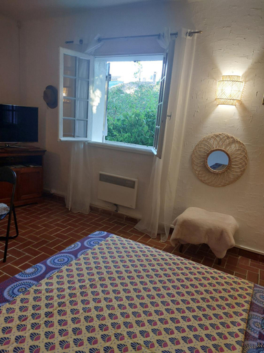 Bedroom 4, La Campagne de Lili - Chambre et Cuisine sur Terrasse privee, Alpes-de-Haute-Provence