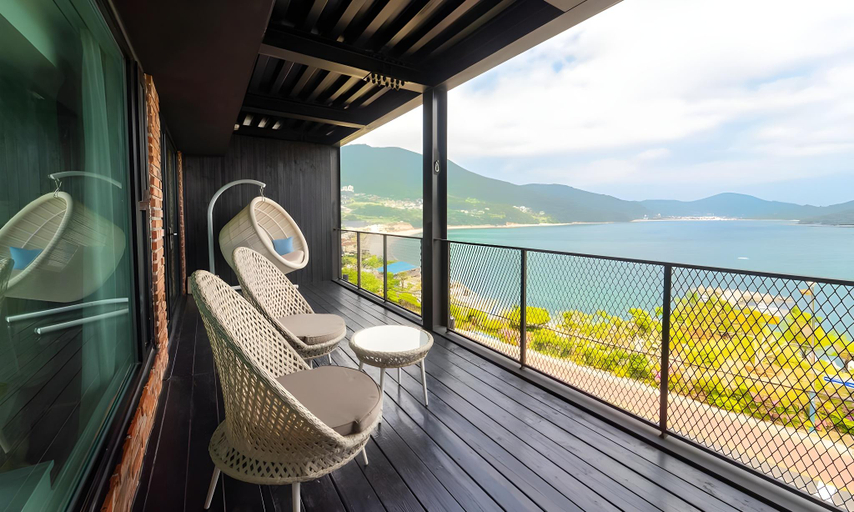 Others 5, Pension 437, Geoje
