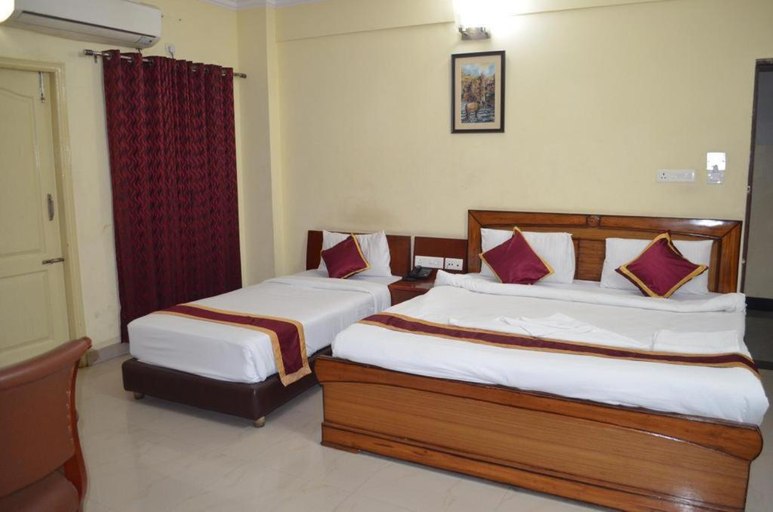 Bedroom 1, White Bricks Inn, Bangalore