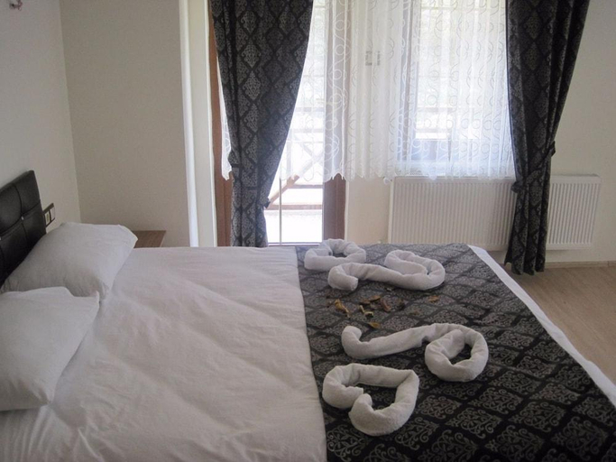 Bedroom 4, ABANT DORT MEVSIM KONAGI HOSTEL, Merkez