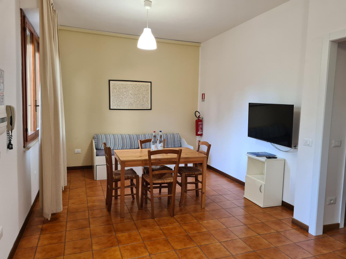 Others 2, Caletta Apartments, Livorno