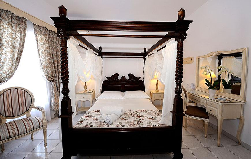 Bedroom 2, Villa Zampeta, South Aegean