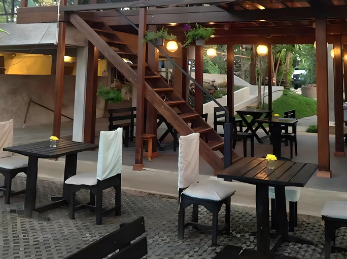 Food & Drinks 5, Dusai Tara Resort, Mae Rim