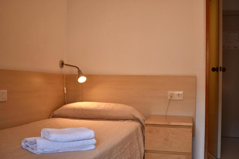 Bedroom 2, Residencia Universitaria Pare Claret, Girona
