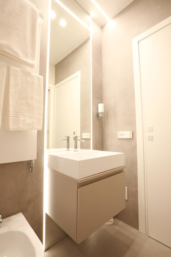 Bathroom 3, Unique Luxury Stay, Rome