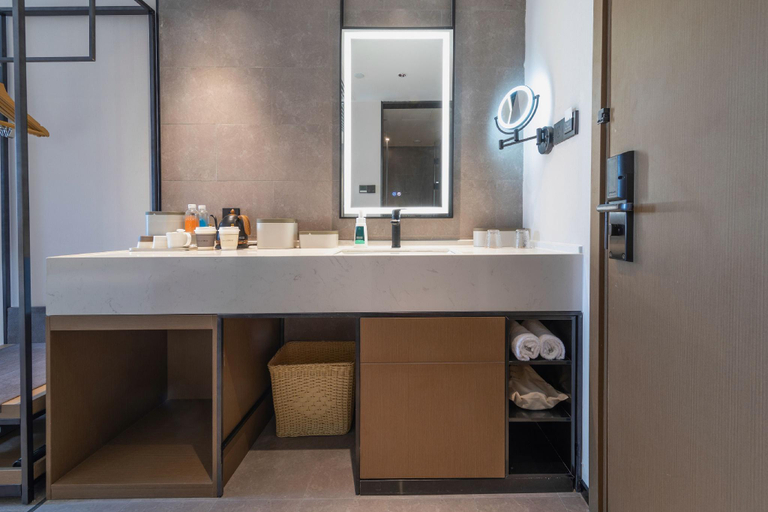 Bathroom 3, Atour Hotel Tianjin University Anshan West Road Metro Station, Tianjin