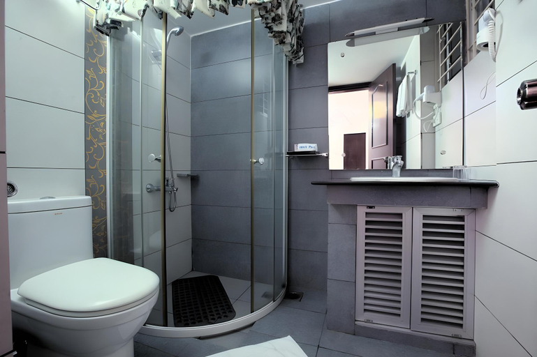 Bathroom 3, Well Park Residence, Chittagong, Chittagong