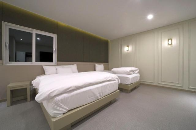 Bedroom 3, Daegu Pyeongni-Dong Hotel Special, Buk