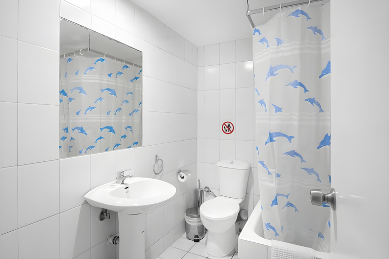Bathroom 3, Diros Hotel, Attica