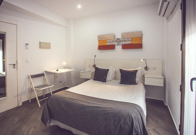 Others 4, Habitaciones El Olivo, Calidad y Reformardo, Jaén