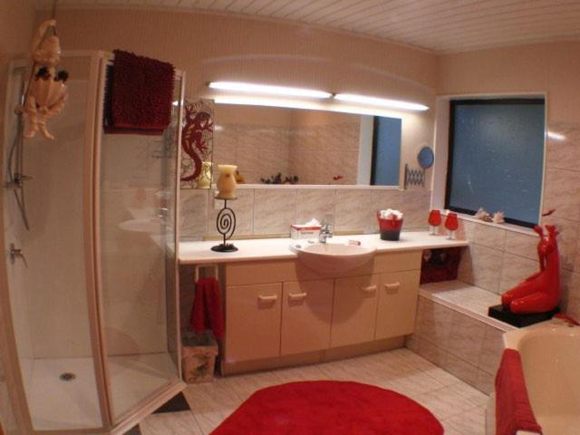Bathroom 3, Applaud BnB, Franklin