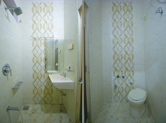 Bathroom 4, Hotel Upasana, Rajkot