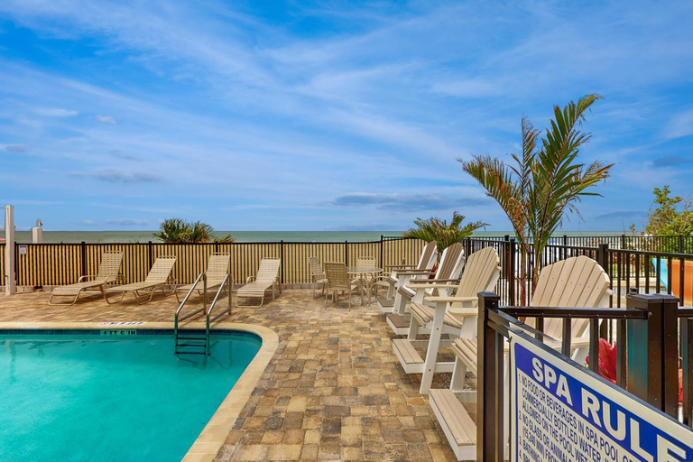 Sport & Beauty, Indian Sunset Beach 7, Pinellas