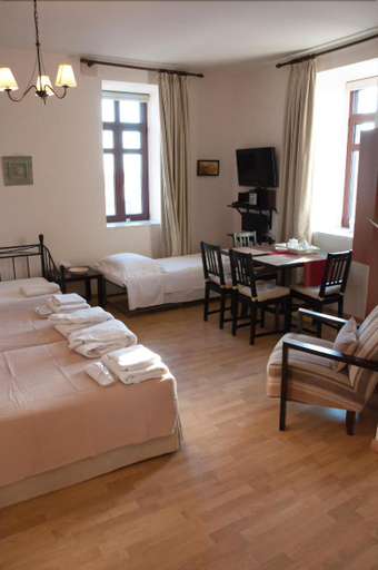 Bedroom 3, Archontiko Tsikari, North Aegean