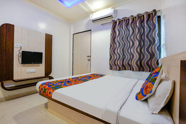 Bedroom, Hotel Sitara Inn, Nashik