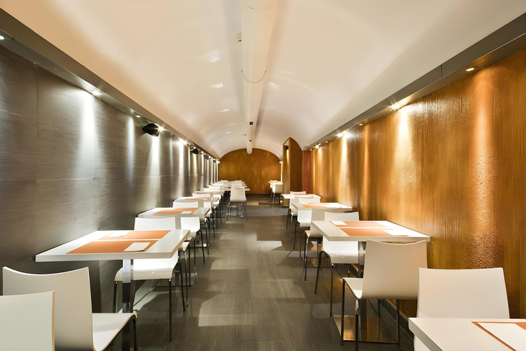 Food & Drinks 5, California Hotel Barcelona, Barcelona