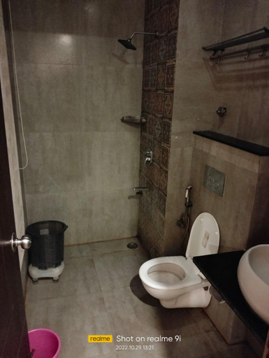 Bathroom 4, Ashoka Hotel By WB Inn, Alwar