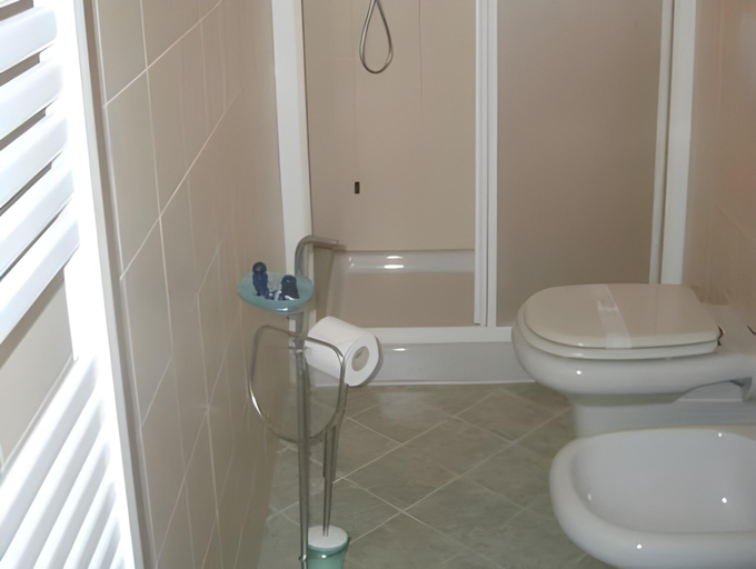 Bathroom, Residence Le Saline, Savona