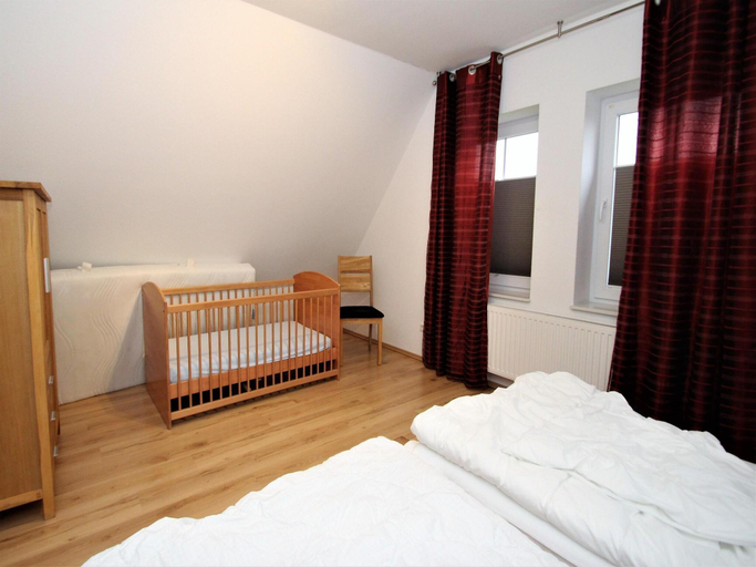 Bedroom 2, Ferienhaus in Dornum am Wasserschloss, Aurich