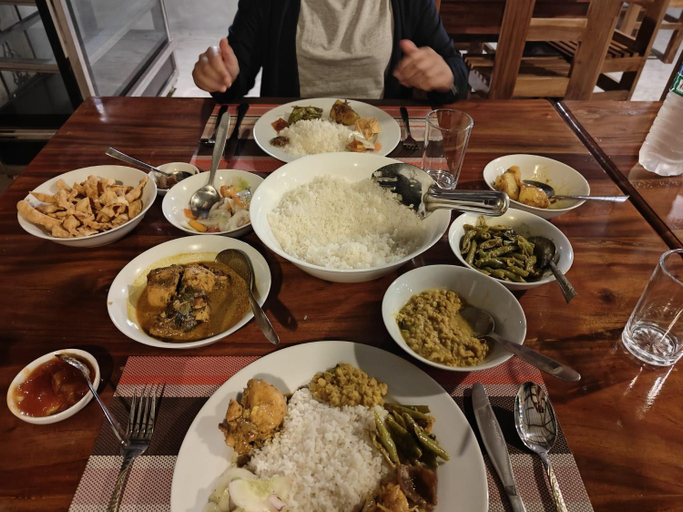 Food & Drinks 4, Pinnacle Safari Resort, Embilipitiya