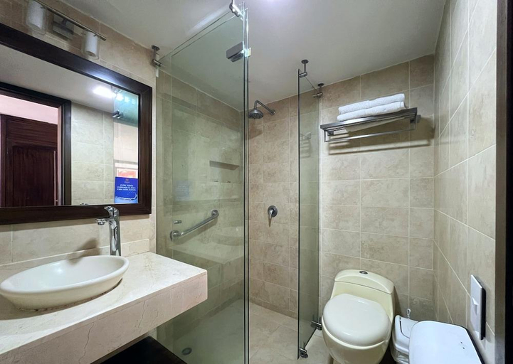 Bathroom 4, Hotel Arhuaco Rodadero, Santa Marta (Dist. Esp.)