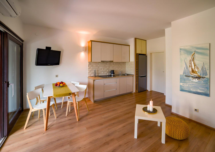 Others 2, Oasis Premium Twin, Primošten